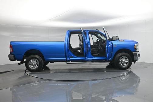 Hydro Blue Pearlcoat 2022 RAM 2500 BIG HORN