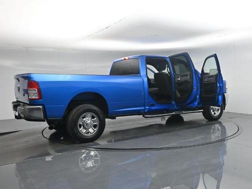 Hydro Blue Pearlcoat 2022 RAM 2500 BIG HORN