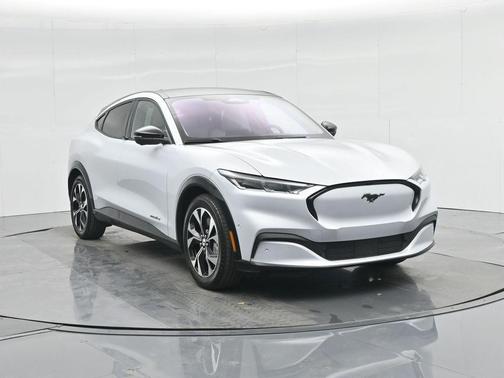 2022 Ford Mustang Mach-E Premium