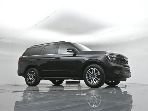 Agate Black Metallic 2025 Ford Expedition Active