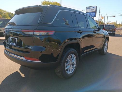 2025 Jeep Grand Cherokee Laredo X