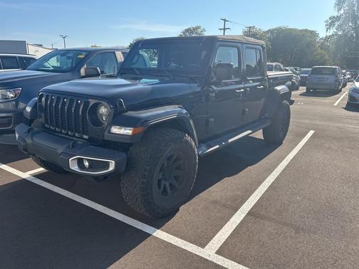 2022 Jeep Gladiator Sport
