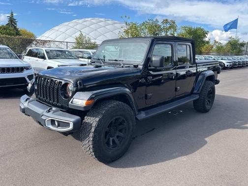 2022 Jeep Gladiator Sport