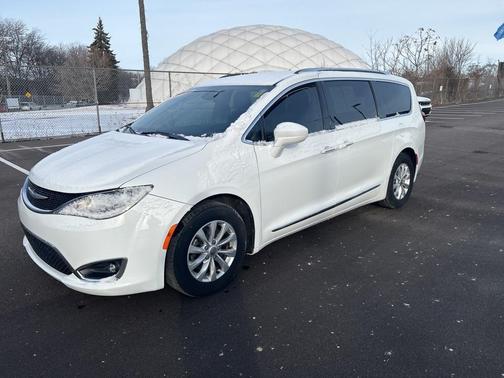 2018 Chrysler Pacifica Touring-L Plus