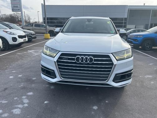 2017 Audi Q7 3.0T Premium Plus