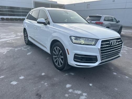 2017 Audi Q7 3.0T Premium Plus