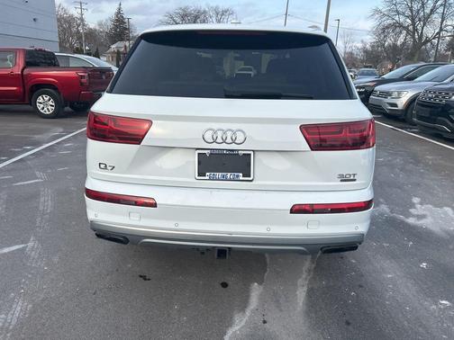 2017 Audi Q7 3.0T Premium Plus