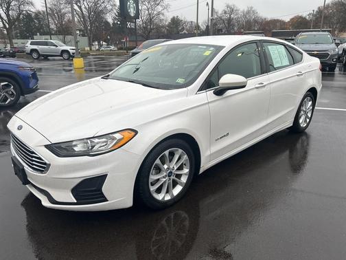 2019 Ford Fusion Hybrid SE