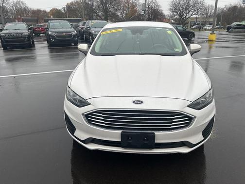 2019 Ford Fusion Hybrid SE