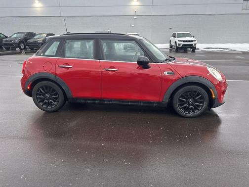 2016 MINI Hardtop Cooper