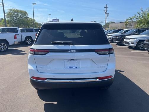 2025 Jeep Grand Cherokee Laredo
