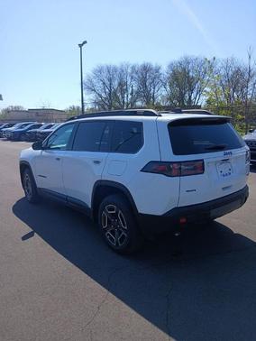 Bright White Clearcoat 2026 Jeep Cherokee Limited