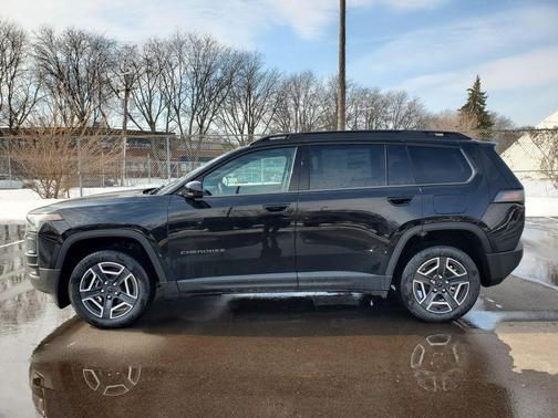 2026 Jeep Cherokee LAREDO/LIMITED