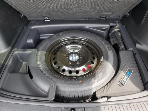 2025 Jeep Grand Cherokee 4xe Base