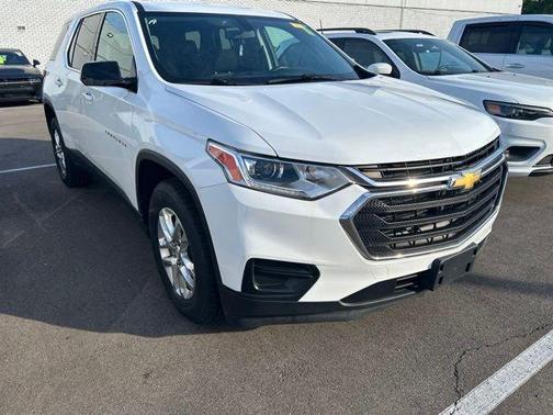 Summit White 2019 Chevrolet Traverse LS