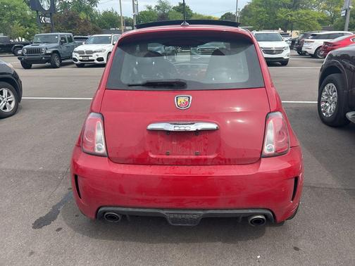 Rosso 2015 FIAT 500 Abarth