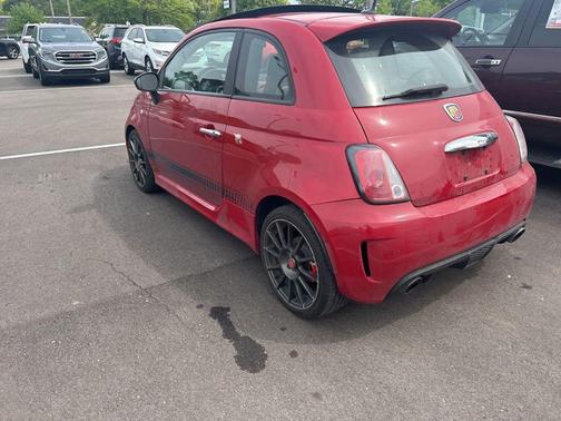 Rosso 2015 FIAT 500 Abarth