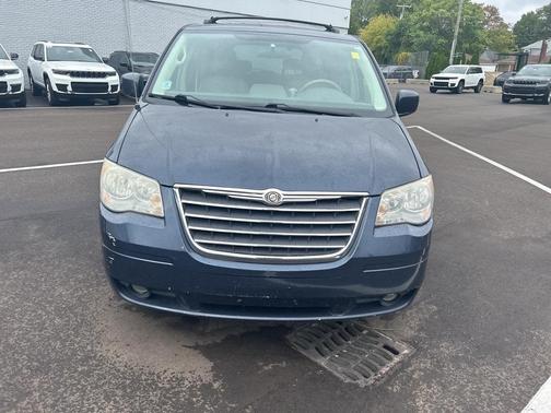 2008 Chrysler Town & Country Touring