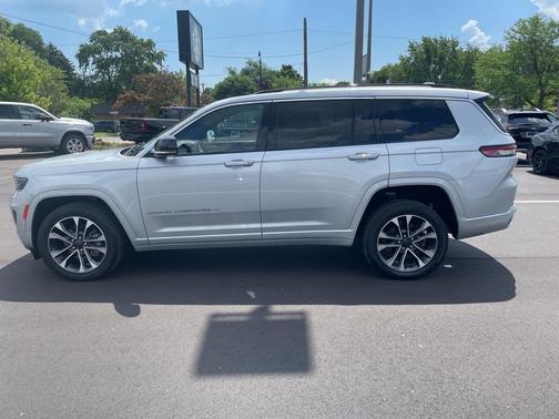 2021 Jeep Grand Cherokee L Overland
