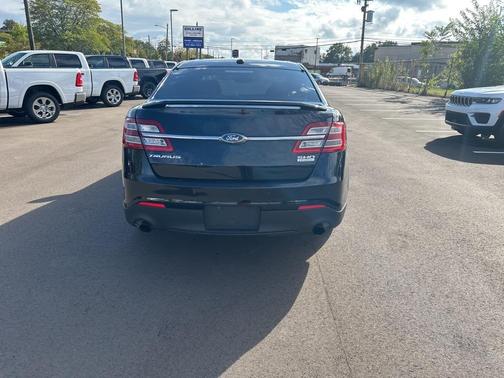 2016 Ford Taurus SHO