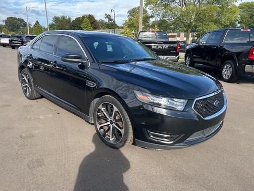 2016 Ford Taurus SHO