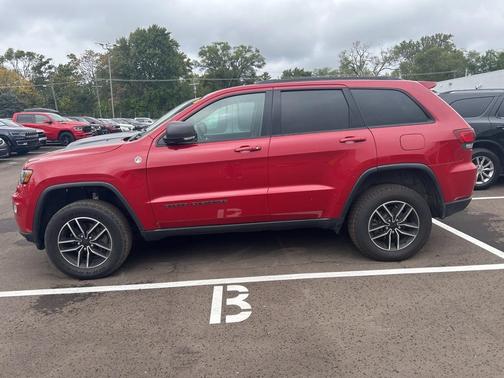 2019 Jeep Grand Cherokee Trailhawk