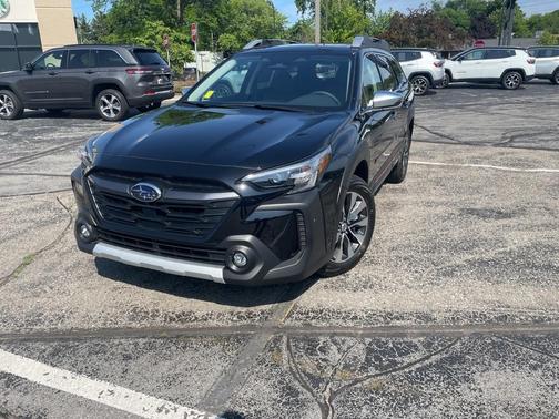 2025 Subaru Outback Touring