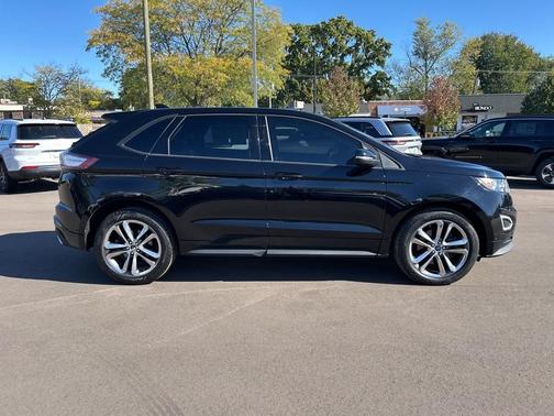 2017 Ford Edge Sport