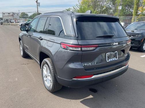 2025 Jeep Grand Cherokee Laredo X