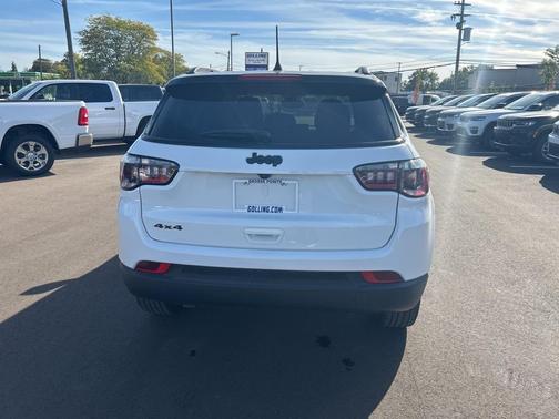 2023 Jeep Compass Altitude