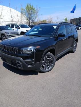 Diamond Black 2026 Jeep Cherokee LAREDO/LIMITED