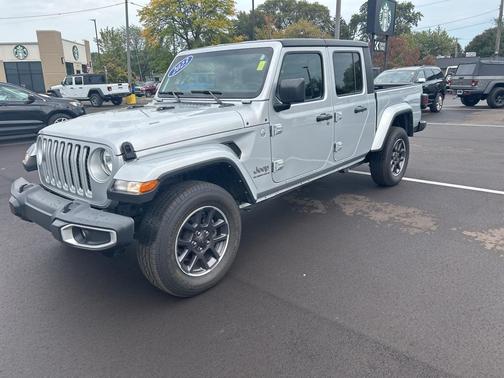 2023 Jeep Gladiator Overland
