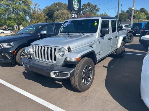 2023 Jeep Gladiator Overland