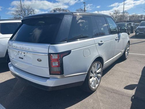 Yulong White 2015 Land Rover Range Rover 5.0L Supercharged