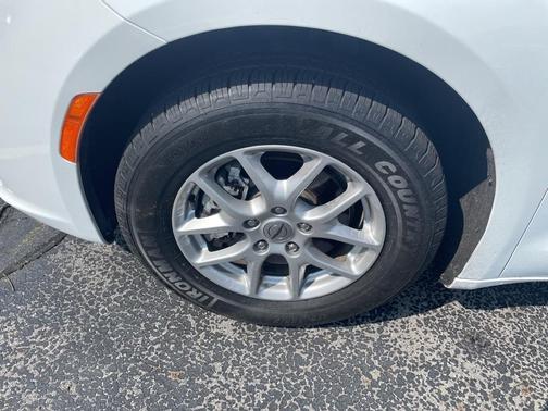 2022 Chrysler Pacifica Touring-L