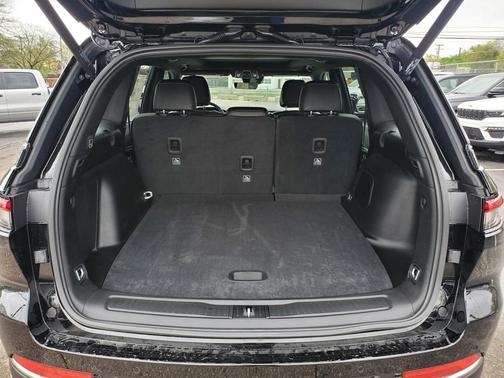 2025 Jeep Grand Cherokee 4xe Base