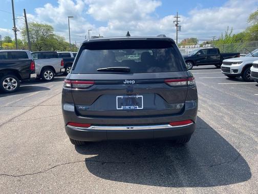 2025 Jeep Grand Cherokee 4xe Base