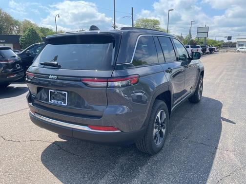 2025 Jeep Grand Cherokee 4xe Base