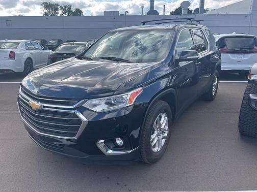 2018 Chevrolet Traverse LT Cloth