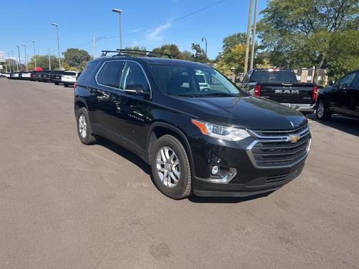 2018 Chevrolet Traverse LT Cloth