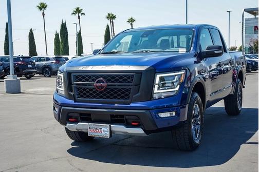 2024 Nissan Titan PRO-4X