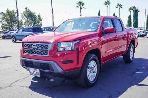 2022 Nissan Frontier SV