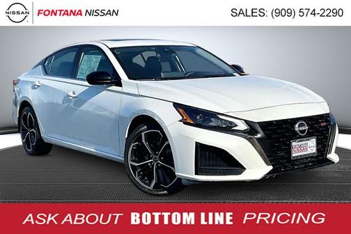 White 2023 Nissan Altima 2.5 SR