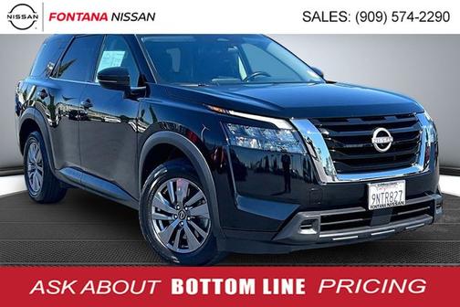 2024 Nissan Pathfinder SV