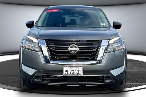 Gun Metallic 2023 Nissan Pathfinder S