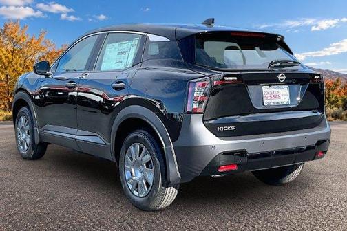 Super Black 2026 Nissan Kicks S