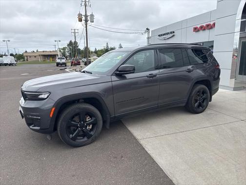2023 Jeep Grand Cherokee L Limited 4x4