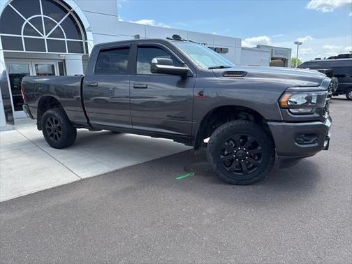 2022 RAM 2500 Big Horn Crew Cab 4x4 64' Box