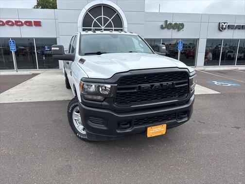 2024 RAM 2500 Tradesman Crew Cab 4x4 8 Box