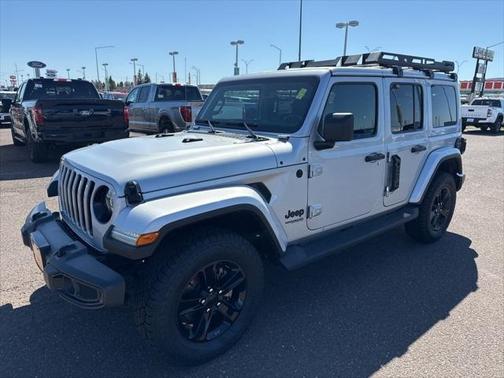 2022 Jeep Wrangler Unlimited Sahara Altitude 4x4